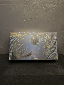 Pokémon TCG: Mega Charizard X ex Ultra-Premium Collection (UPC)