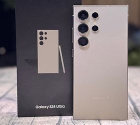 Samsung Galaxy s24 Ultra (Unlocked)