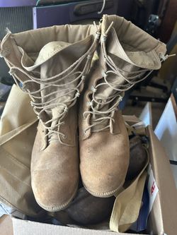 Pre-2000 Worn Desert Issue Boots 8w