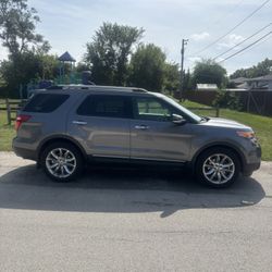 2014 Ford Explorer