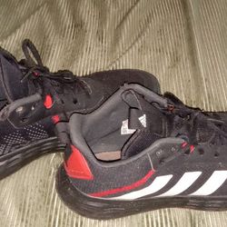 Clean Size 12 Factory 3/4 Cut Adidas Basketball Sneakers 