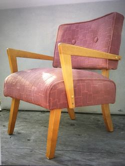 Vintage 1950s pink chair