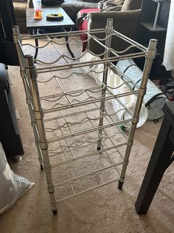 Wire wine rack