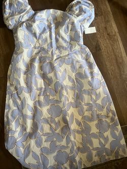 Women dress