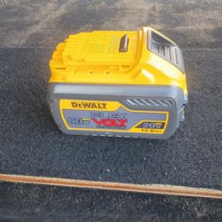 DeWalt Battery 20v/60v. 12.0ah FOR CHEAP!!!!