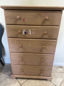 Dresser