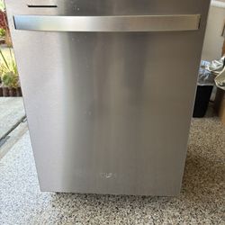 Dishwasher, Whirlpool