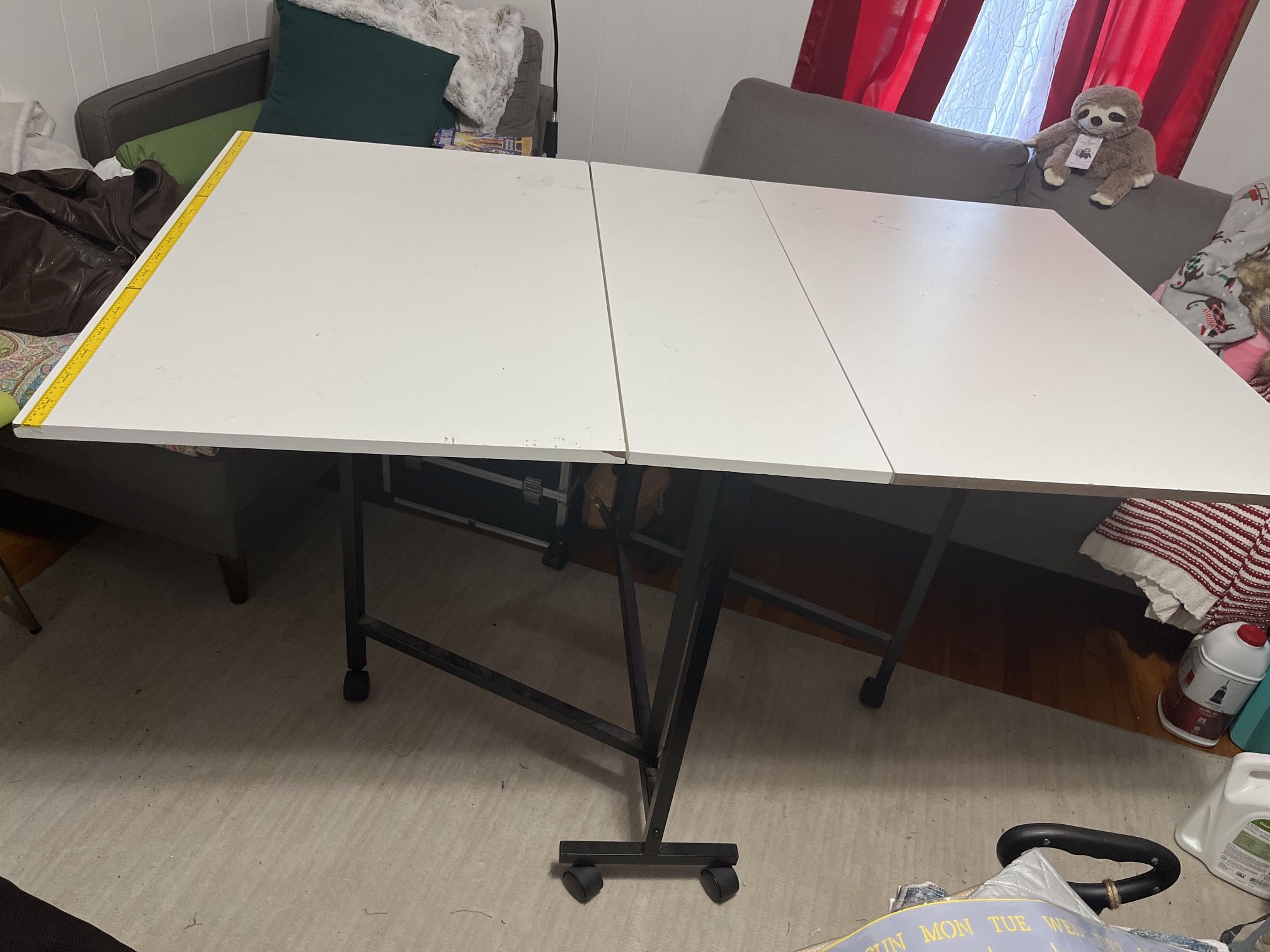 Craft/ Cutting Seeing Foldable Table