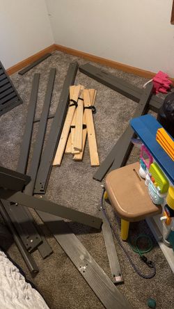 Twin loft bed