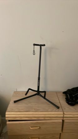 Guitar stand