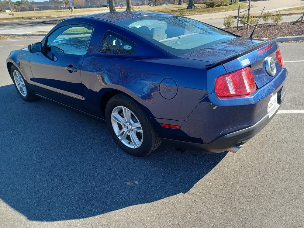 2011 Ford Mustang