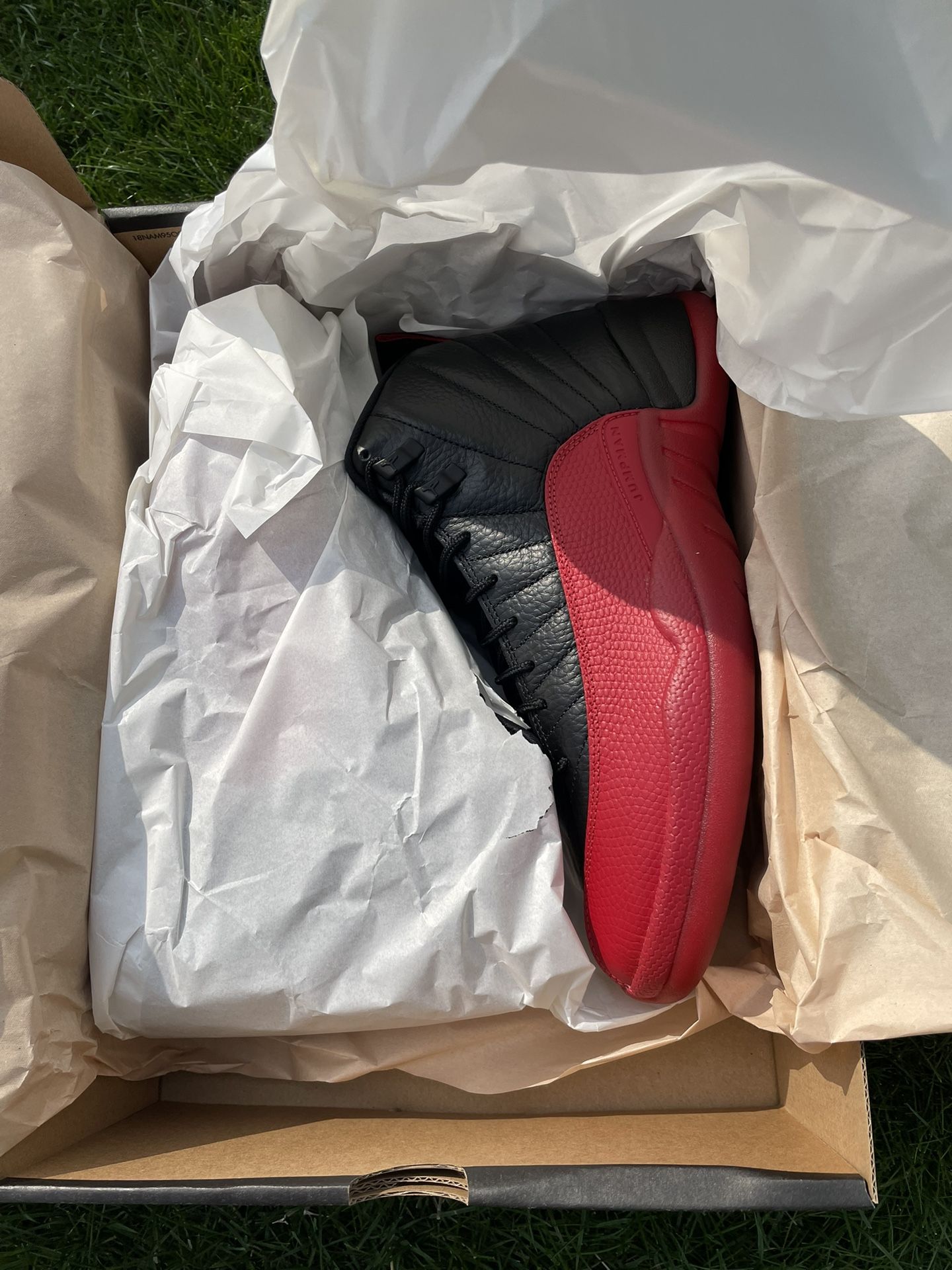 Jordan 12 - Flu Game size 11 - DS, OG all (CT8013-002)