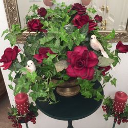 Entry Door Green Table & Candles Decor Set.