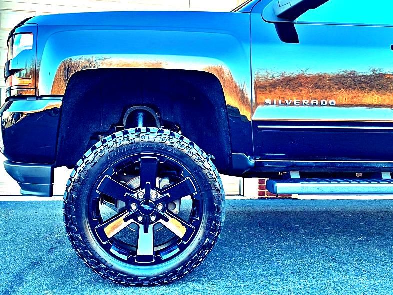 2O16 Silverado LT Z71 No low ballers