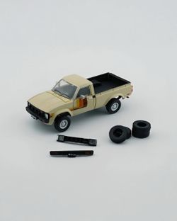 BMC 1:64 Toyota 1980 Hilux N60, N70 Ivory RHD 64B0225 Diecast