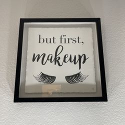 Makeup Frame