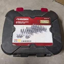 Husky drive Bit Socket Set