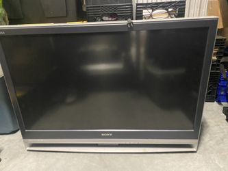 Moving Must Sell Everything ! Sony 40” TV
