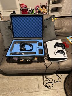 OBO PS5 disc reader bundle with pelican case, 2 controllers, and PS Headset . Excellent condition.