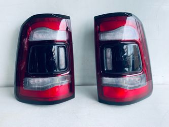 2019-2024 DODGE RAM 1500 LEFT AND RIGHT SIDE TAIL LIGHTS BLIND SPOT LED OEM