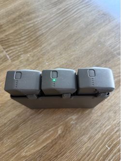 DJI Avata 2 Battery Charging Hub and 3 Batteries Pack