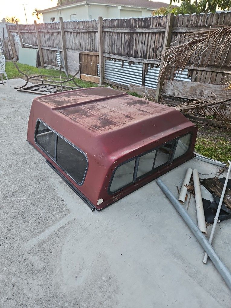 Camper