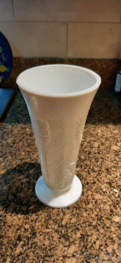 Vintage Milk glass vase Grapes & Leaves Pattern