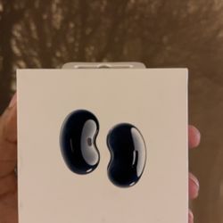Galaxy buds live