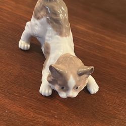 Lladro Kitten Figurine