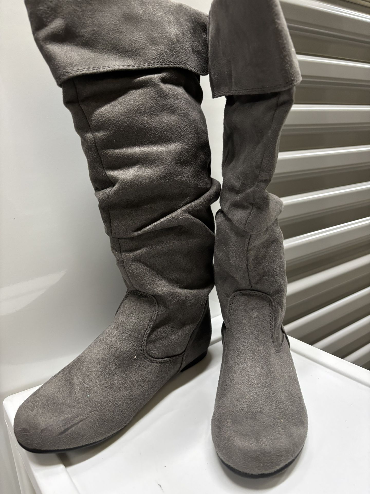 SO Women's Ruched Boots