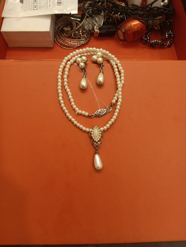 Vintage Faux Pearl Wedding Or Cosplay Set