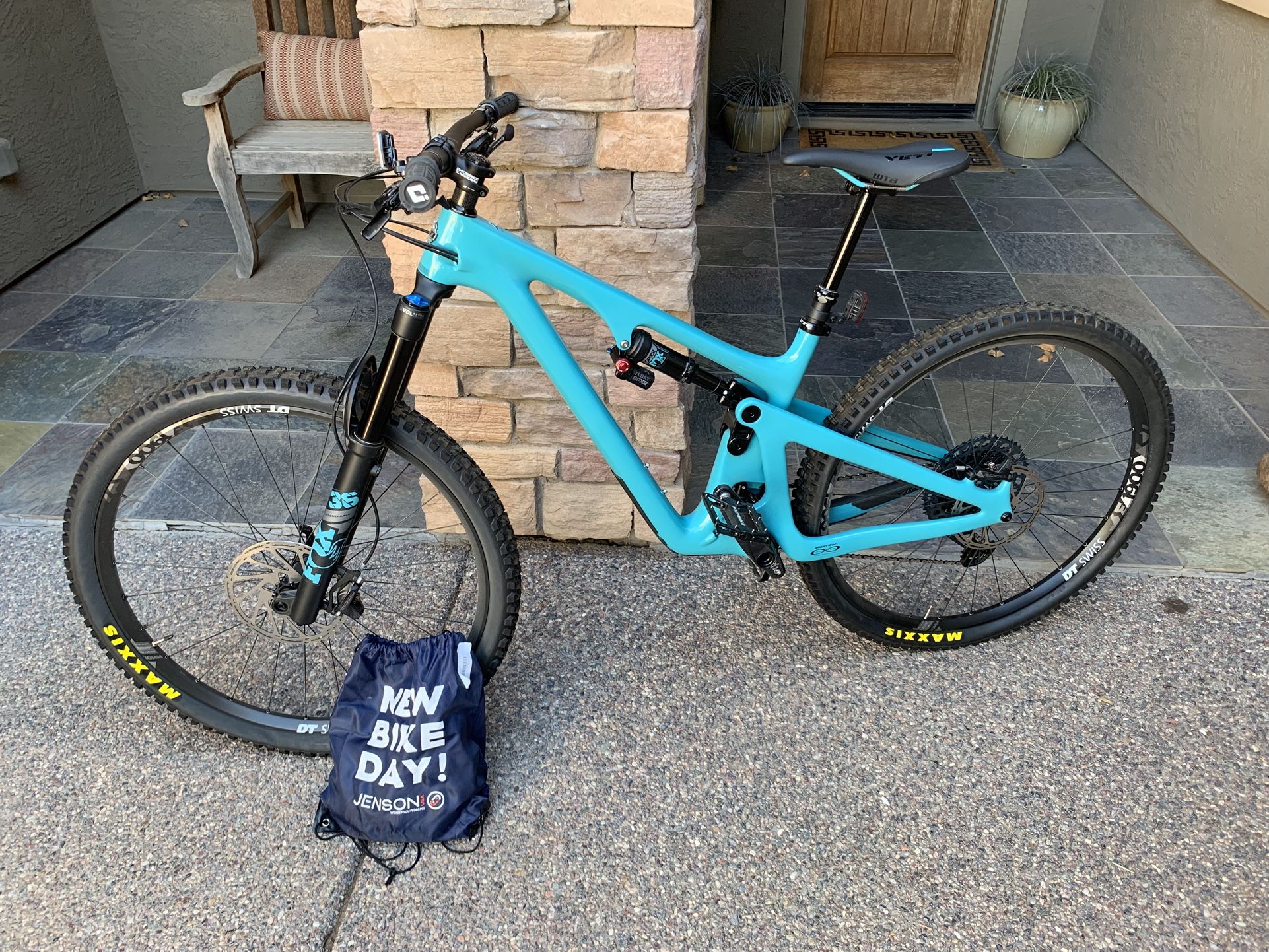 2022 Yeti SB 130 Lunch Ride Edition Large 29”