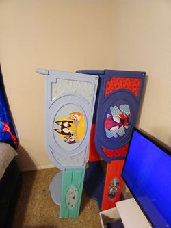 2 toddler beds w/ mattress