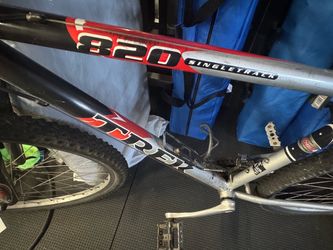 Men’s Trek Bike