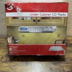 Under-Cabinet CD Player radio  