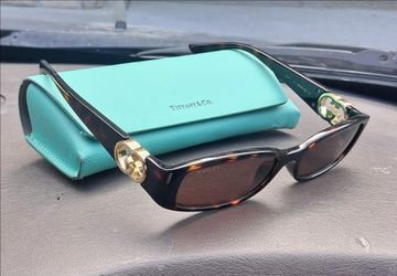 Gucci women's sunglasses