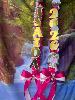 Graduation leis
