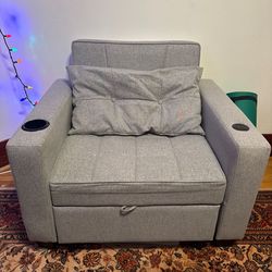 Pull-out Arm Chair