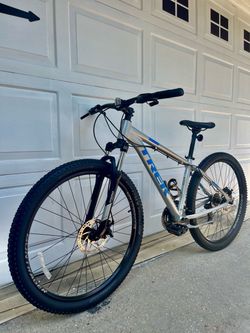 TREK MARLIN 4