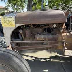1939 FORD TRACTOR