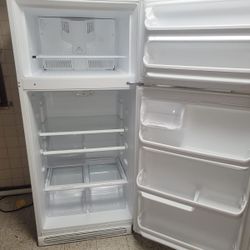 New Kenmore Refrigerator 