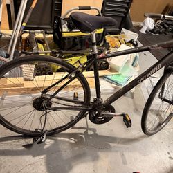 Specialized sirrus Medium (needs Derailleur)