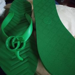 Gucci Sandals (Flip/Flop)