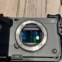 Sony FX3 + Tilta Cage + Rods Mount