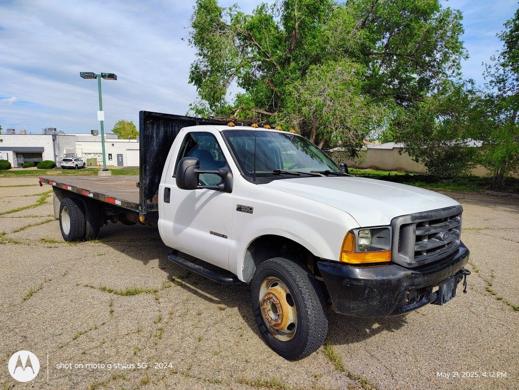 1999 Ford F-550