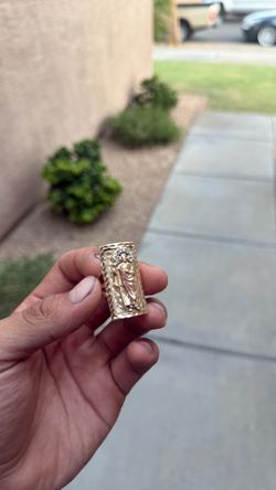 ‼️10K San Judas ring‼️