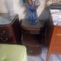 Nice Antique Dresser Set