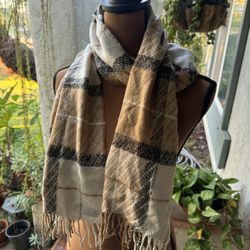Cashmink V. Fraas Scarf Plaid Fringed Germany