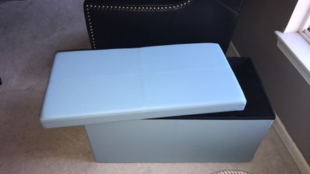 Storage ottoman like new