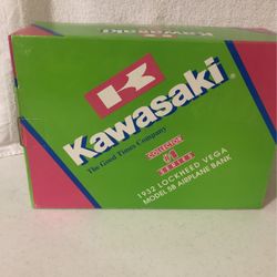 KAWASAKI 1932 Lockheed Vega